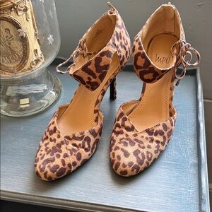 Impo Leopard Print Ankle-Strap Pointed-Toe Heels - Tan & Black